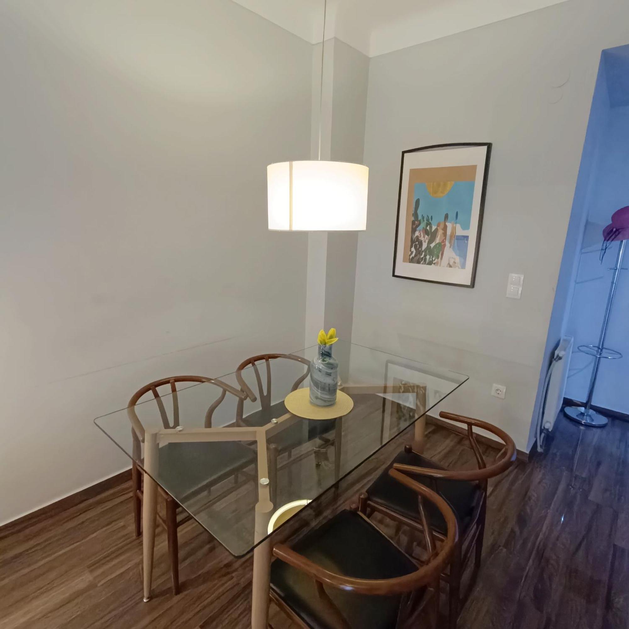 Luxury Apartment In The Heart Of The City. Солун Екстериор снимка